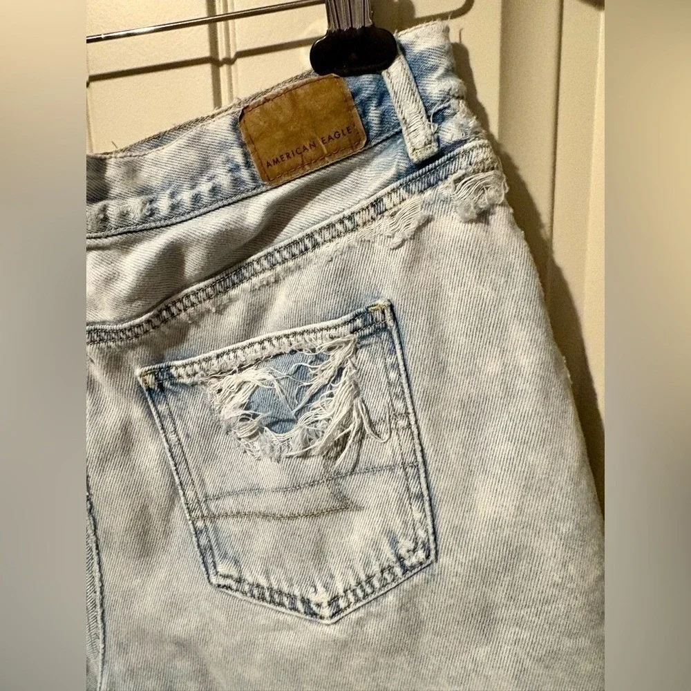 American Eagle Baggy Mom Short Distressed Denim Shorts